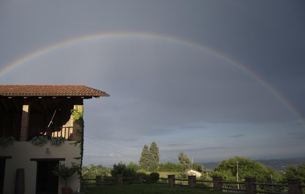 Casale Osvalda Bed & Breakfast Alfiano Natta Exterior photo